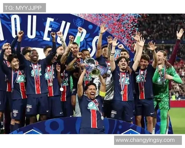 西甲激战巴萨逆转那不勒斯6比2全场沸腾战术解析与精彩瞬间回顾