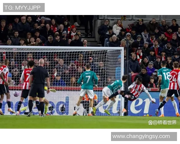 西甲赛场惊现冷门利物浦小胜多特蒙德引发争议判罚热议 西甲赛场惊现冷门利物浦小胜多特蒙德引发争议判罚热议