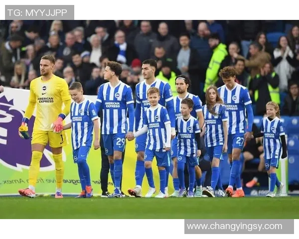 友谊赛精彩对决那不勒斯与热刺战成平局补时进球点燃全场激情